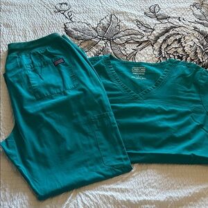 Cherokee XL Teal Scrub Set. EUC